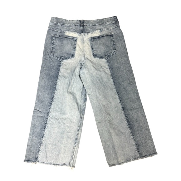 GAP Women's High Rise Stride Two Toned Jeans Size 16 Short - Picture 3 of 5